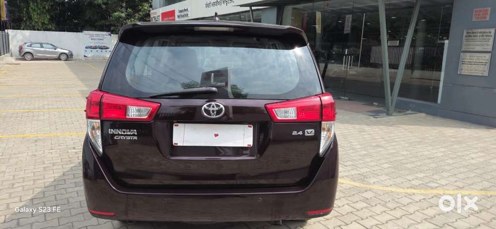 Toyota Innova Crysta 2.4 V, 2017, Diesel