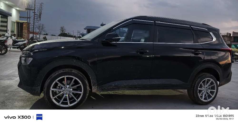 Kia Carens 2022 Diesel Well Maintained