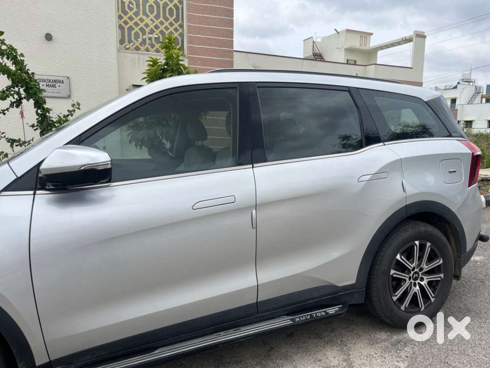 Closer To Brand New Mahindra Xuv 700 Automatic Car Available For Sale