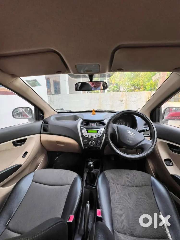 Hyundai Eon Magna 2012