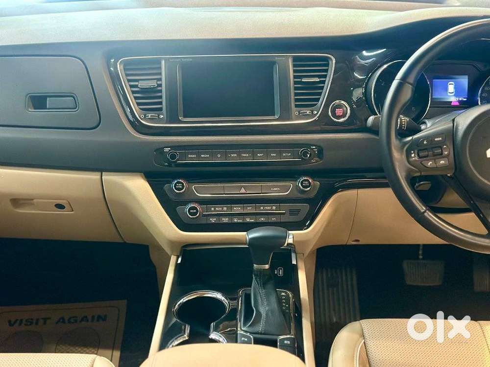 Kia Carnival Limousine Plus 7 Str, 2022, Diesel