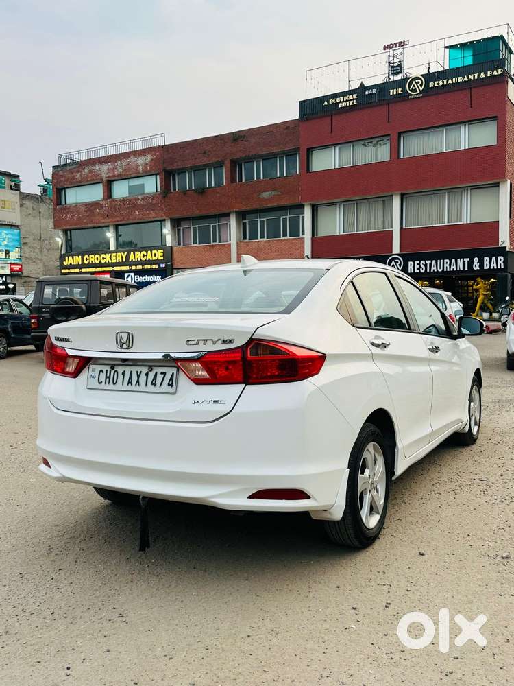 Honda City 2011-2013 1.5 V At Sunroof, 2014, Petrol