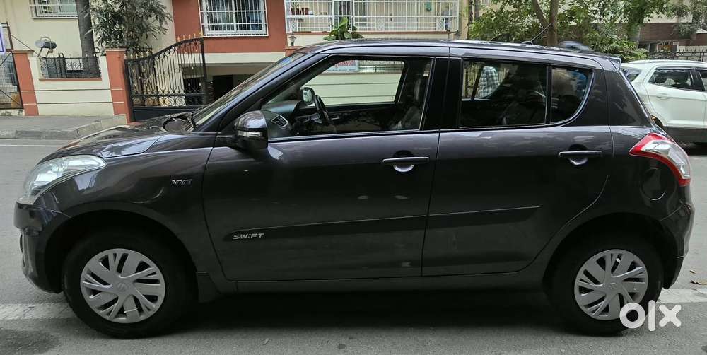 Maruti Suzuki Swift Vxi Optional, 2017, Petrol