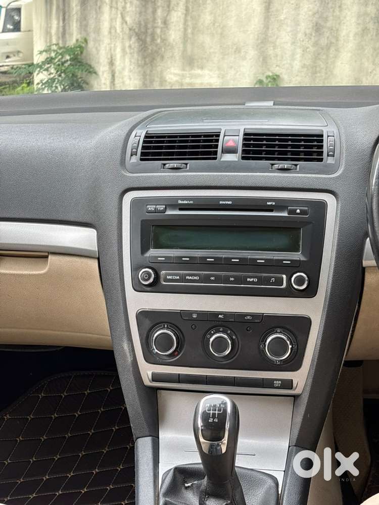 Skoda Laura Diesel 2013 1st Owner
