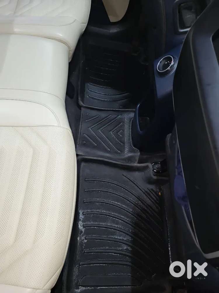 Kia Carens 2023 Petrol 45000 Km Driven