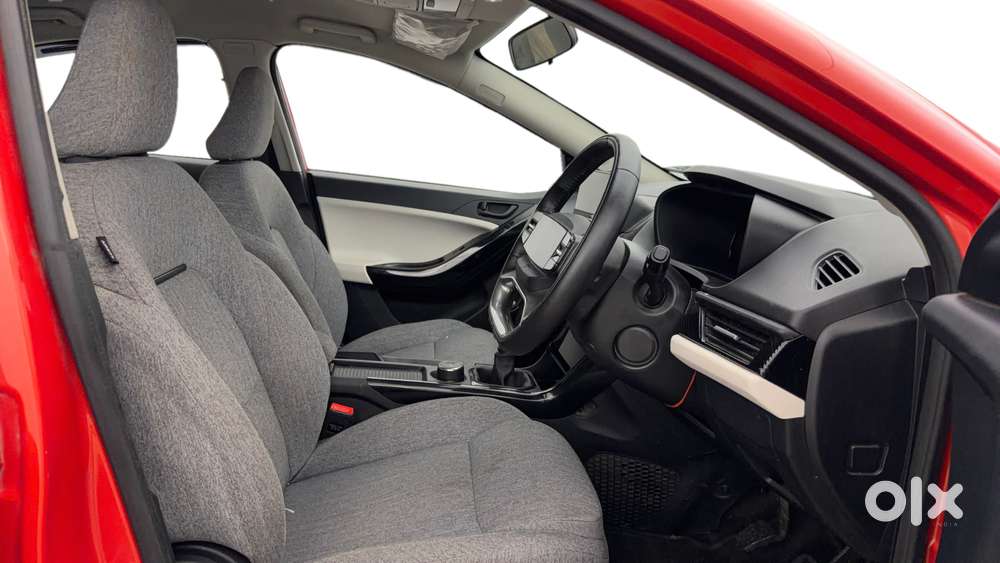 Tata Curvv Pure Plus 1.2 Revotron Petrol 7dca, 2025, Petrol