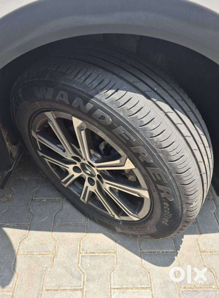 Mahindra Xuv700 2.2 Ax 7 Diesel Mt Str, 2024, Diesel