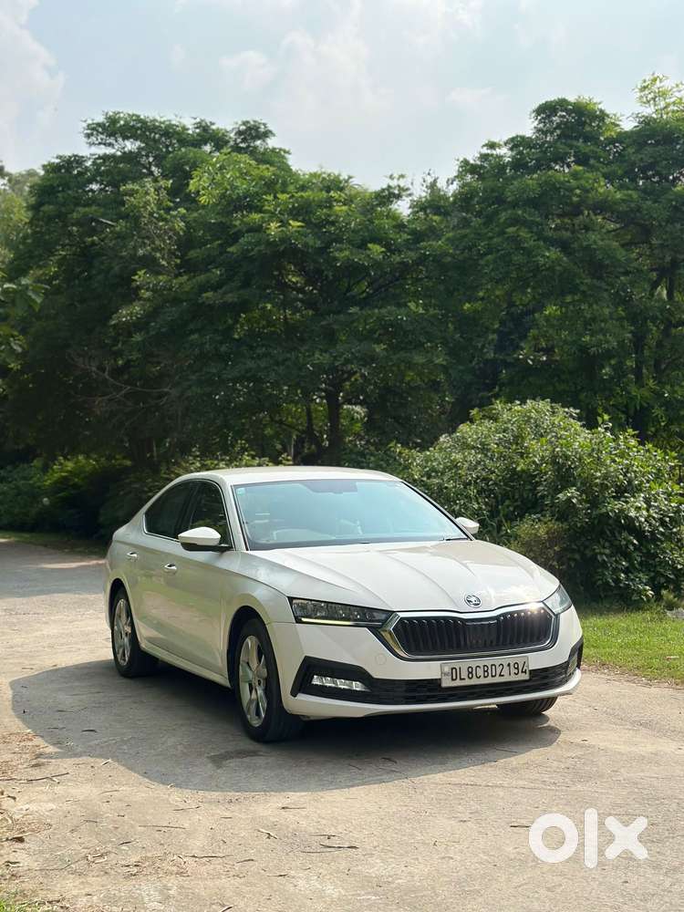 Skoda Octavia 2.0 Style Tsi At, 2022, Petrol