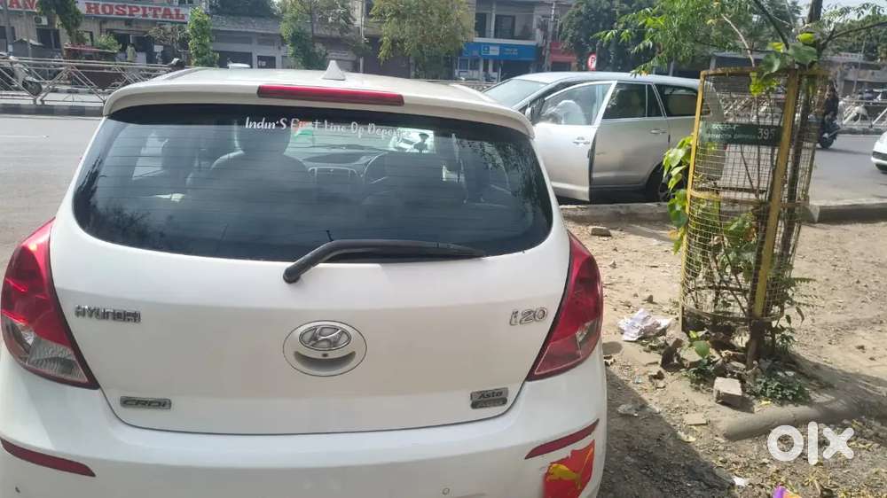 Hyundai I20 1.4 Asta 2014 Diesel Car ,push To Start Car