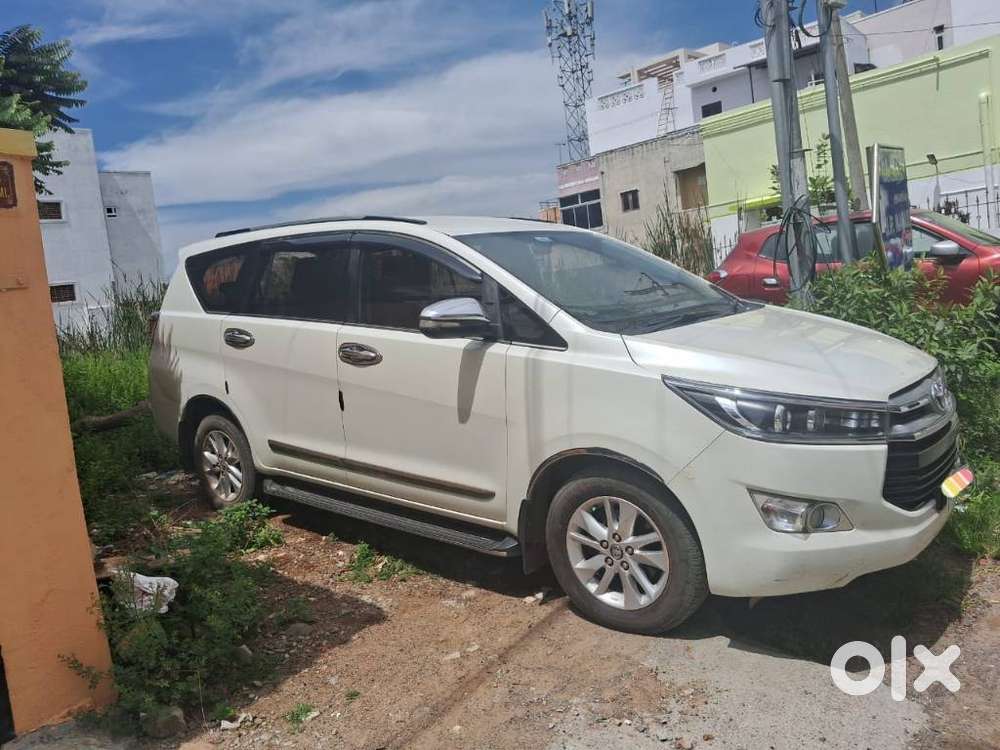 Toyota Innova Crysta 2.8 Zx At, 2016