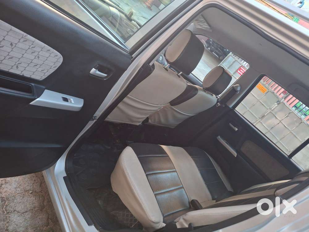 Maruti Suzuki Wagon R Vxi Amt1.2, 2016, Petrol