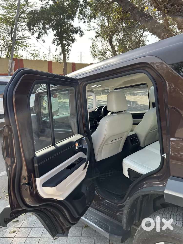 Mahindra Thar Roxx, 2025, Petrol