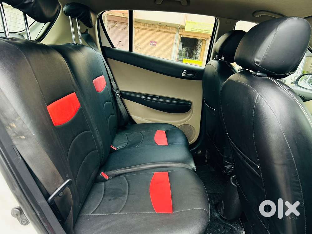 Hyundai I20 Petrol Spotz, 2013, Petrol