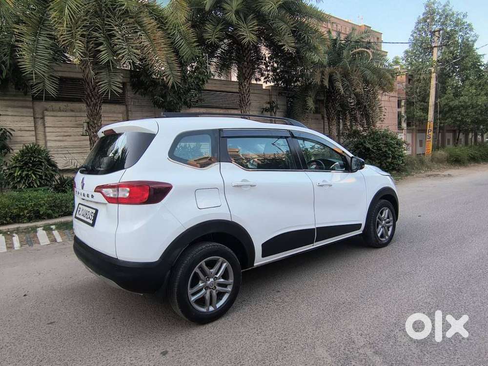 Renault Triber Rxz, 2021, Petrol