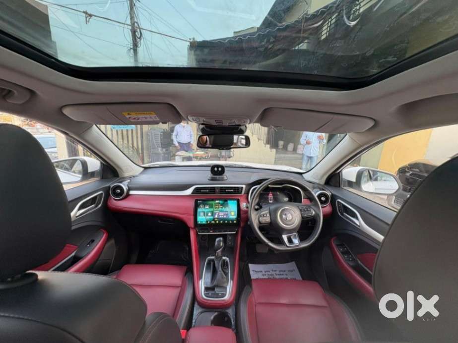 Mg Astor 1.5 Savvy Cvt S Red, 2024, Petrol