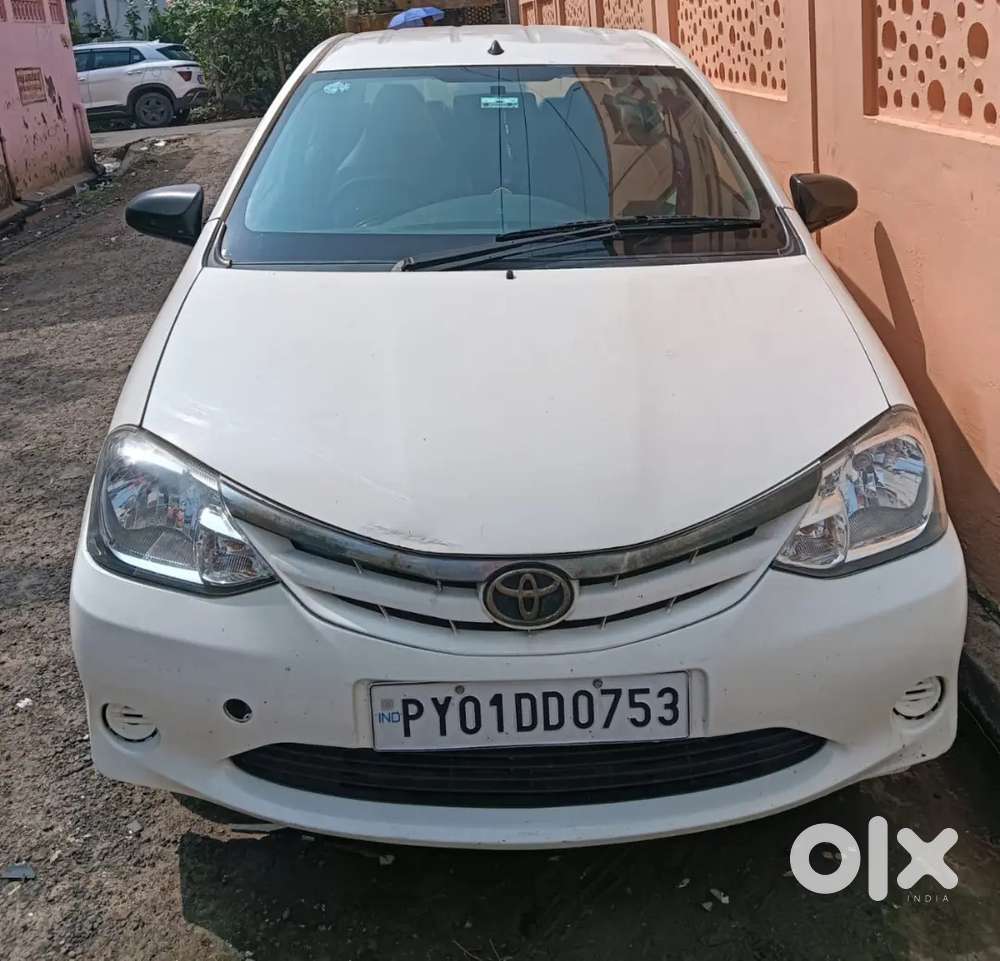 Toyota Etios 2011 Petrol 96000 Km Driven