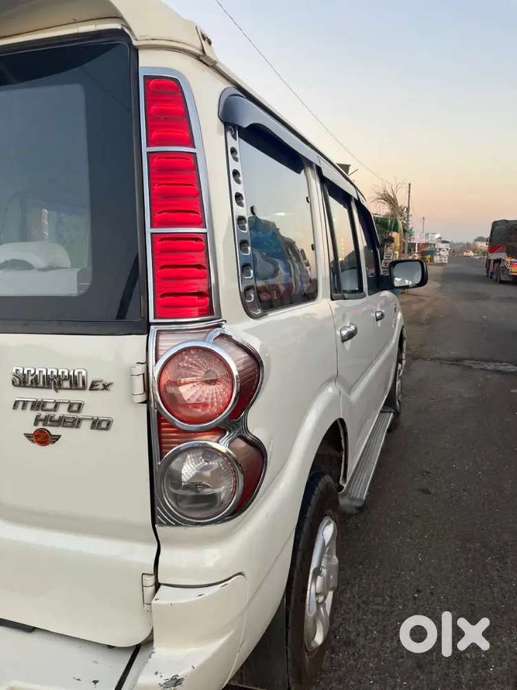 Mahindra Scorpio 2012 मैन्युअल डीज़ल