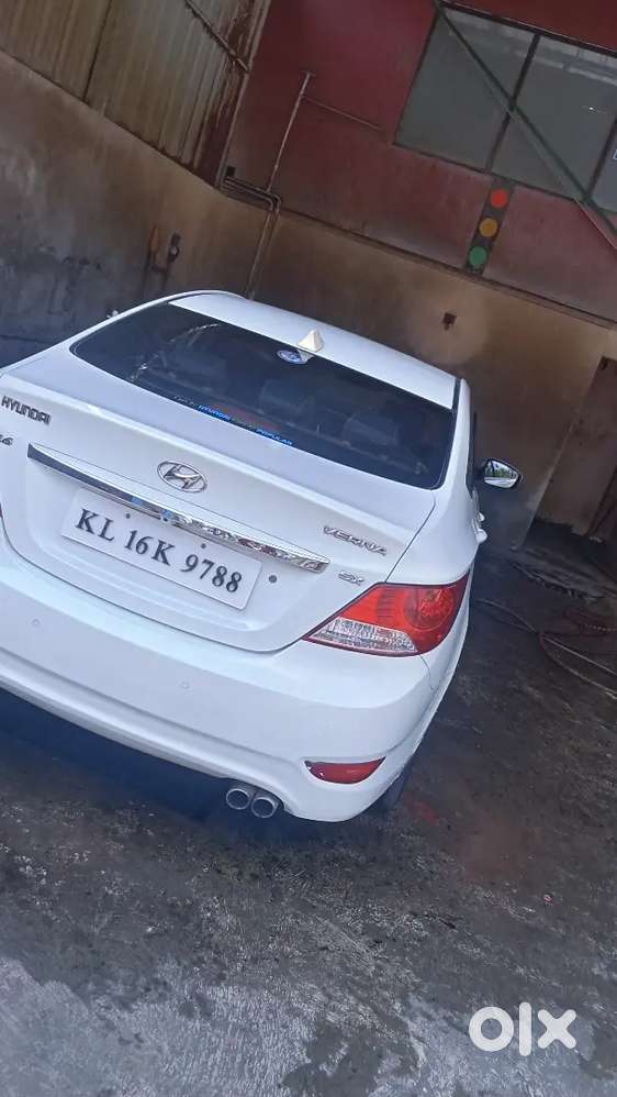 Hyundai Verna Fludic 1.6