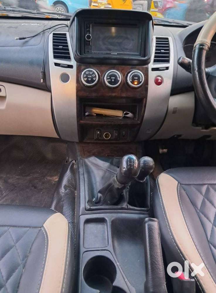 Mitsubishi Pajero Sport 2.5 Automatic, 2013, Diesel