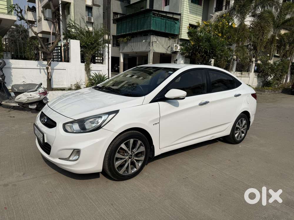 Hyundai Verna Fluidic 1.6 Vtvt Sx, 2014, Petrol