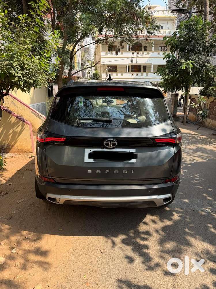 Tata Safari Showroom Track Fancy Number 4444