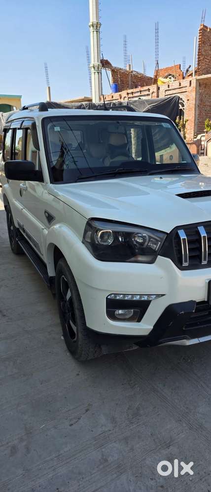 Mahindra Scorpio Classic 2.2 S 11 Mt 7 Str, 2022, Diesel