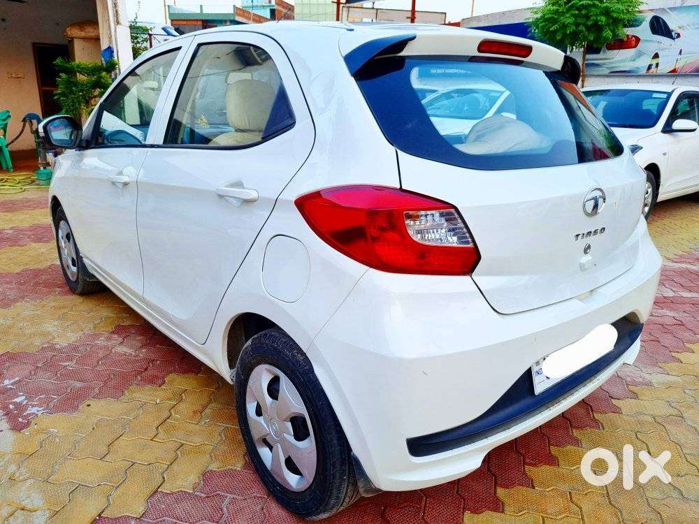 Tata Tiago 1.2 Revotron Xt (o), 2020, Petrol