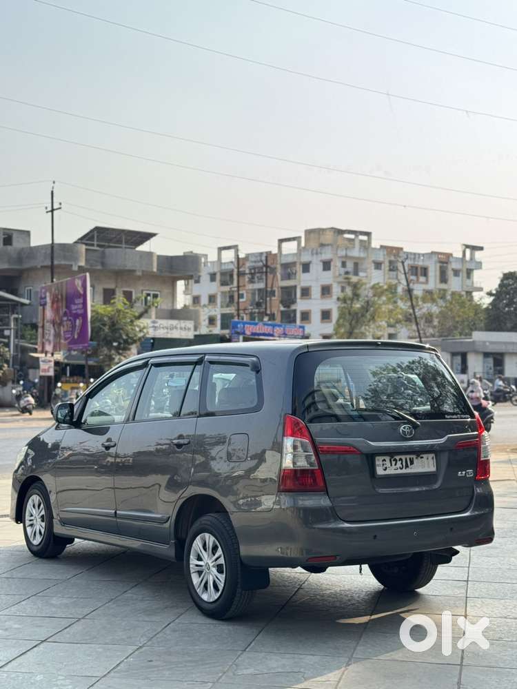 Toyota Innova 2.5 G (diesel) 8 Seater, 2014, Diesel
