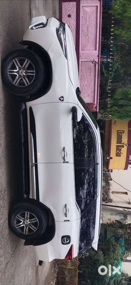 Toyota Fortuner 4x2 Mt 2.8 Diesel, 2018, Diesel