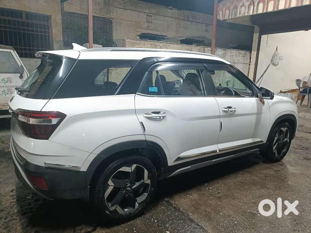 Hyundai Alcazar 2021 December