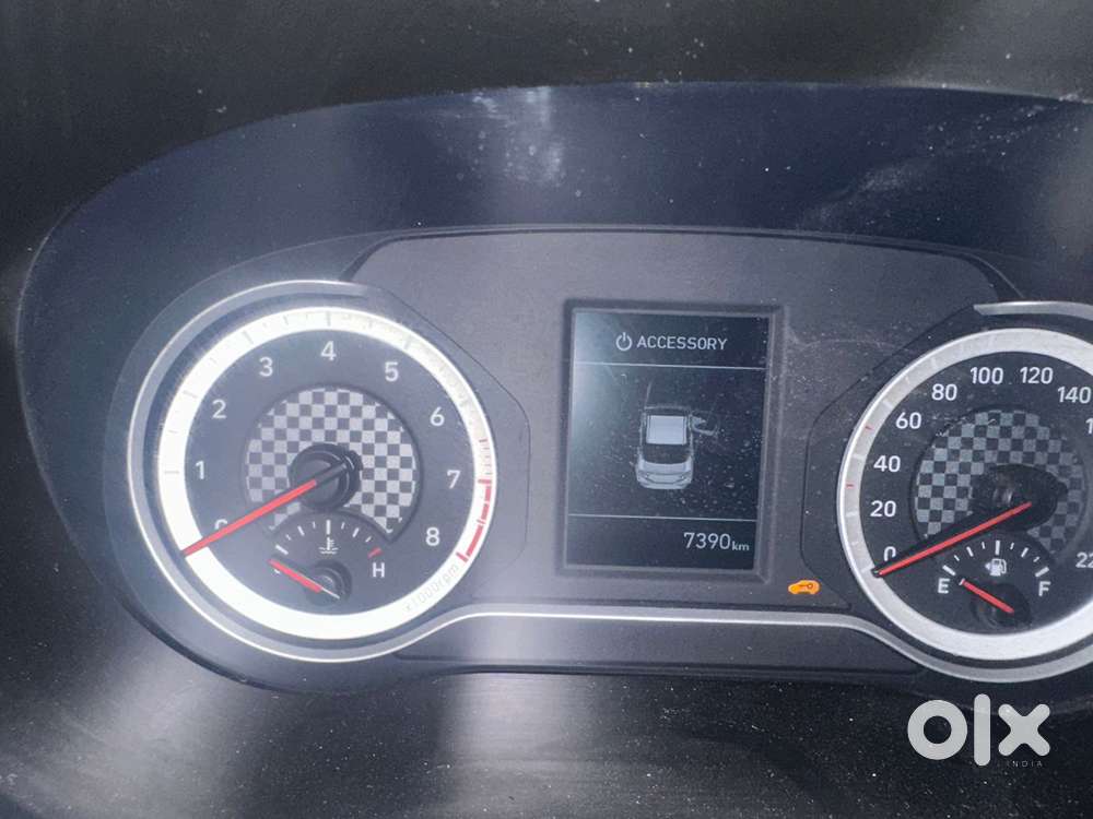 Hyundai Aura Sx 1.2 (o) Petrol, 2024, Petrol