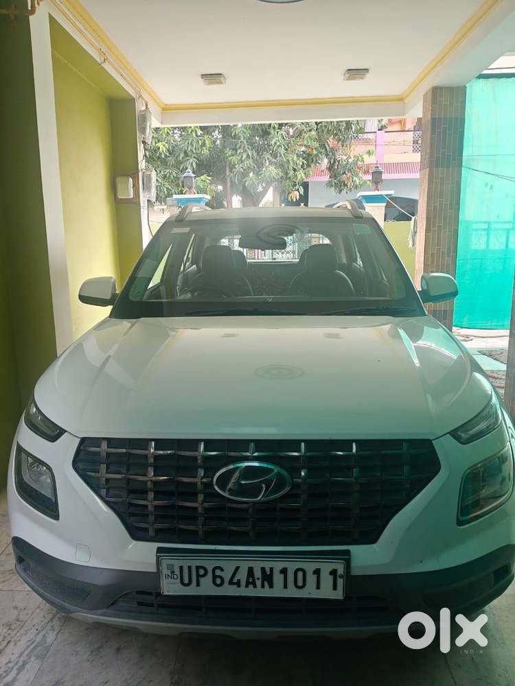 Hyundai Venue 2020 Diesel Well Maintained