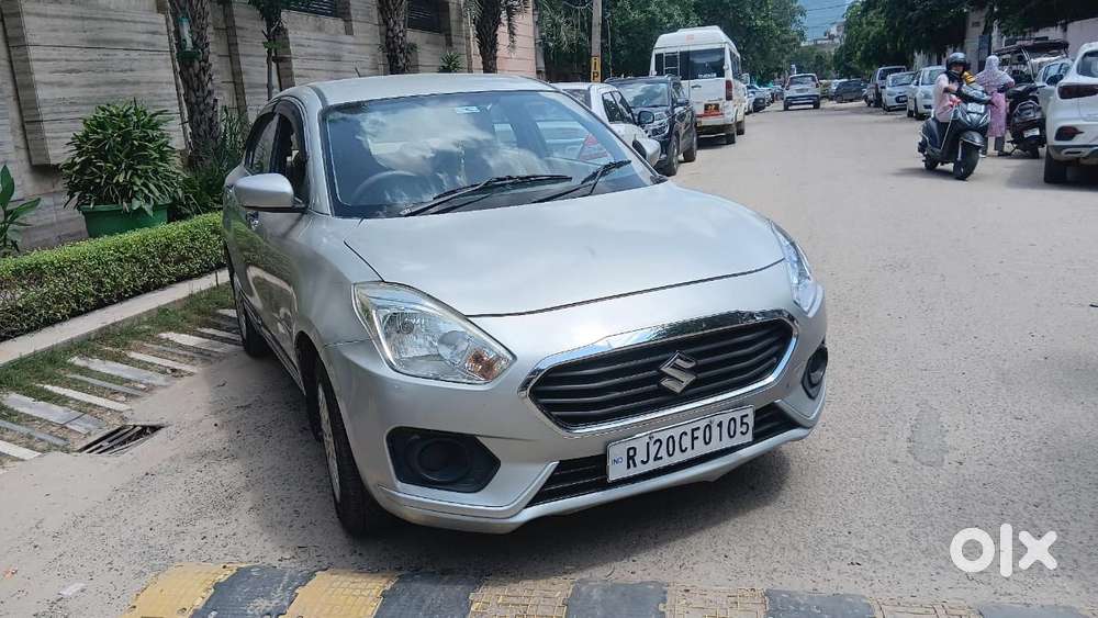 Maruti Suzuki Dzire 1.2 Lxi, 2017, Petrol