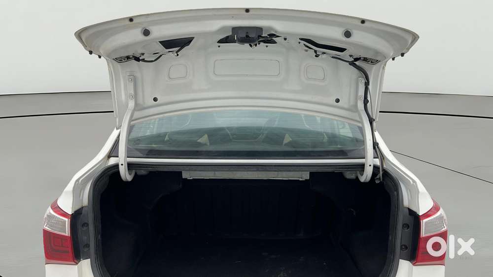 Hyundai Xcent 1.2 Vtvt Sx Option, 2018, Petrol