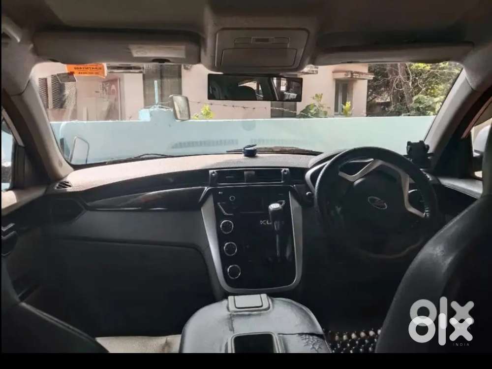 Urgent Sale 6 Seater Car With Airbag Abs Etc