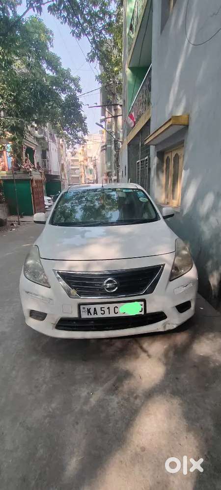 Nissan Sunny 2014