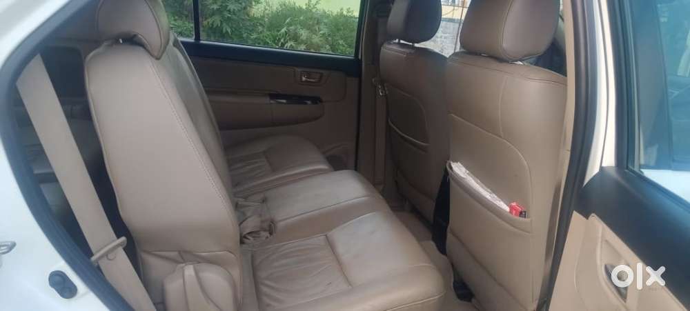 Toyota Fortuner 3.0l 2wd At 2016