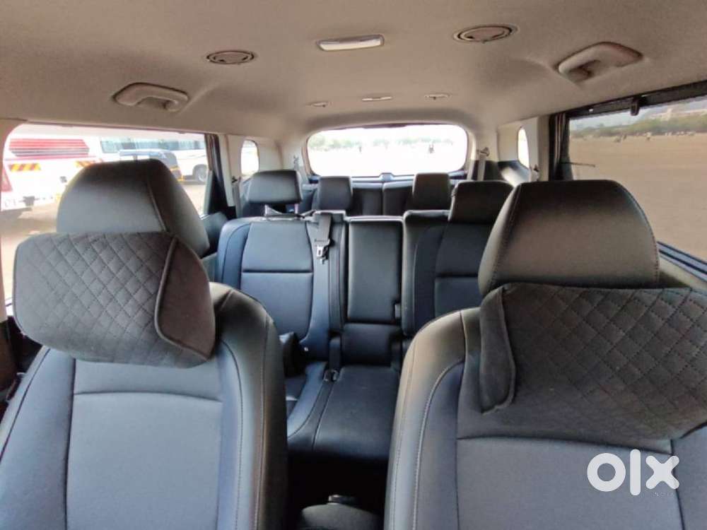 Kia Carens Premium Optional 1.5 Petrol Manual