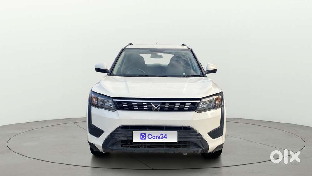 Mahindra Xuv300 W6, 2023, Petrol