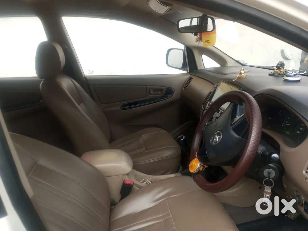 Innova Diesal 
December 2015 Model
Good Condition 
Urgent Sell