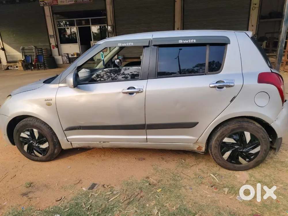Maruti Suzuki Swift 2010 Diesel 95800 Km Driven
