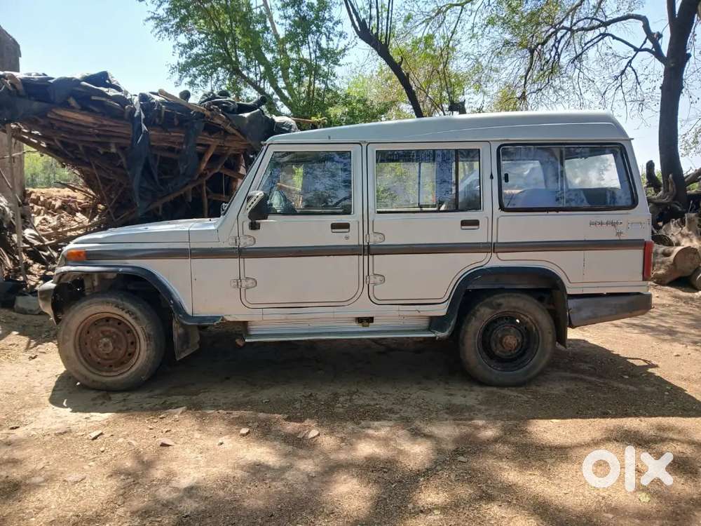 Mahindra Bolero Neo 2004