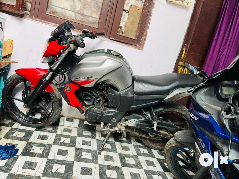 Yamaha fz old model hot sale olx