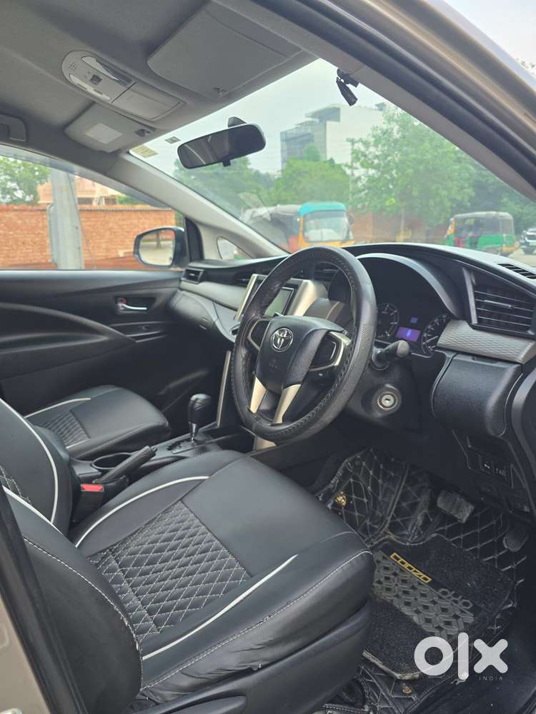 Toyota Innova Crysta 2.8 Gx At, 2017, Diesel