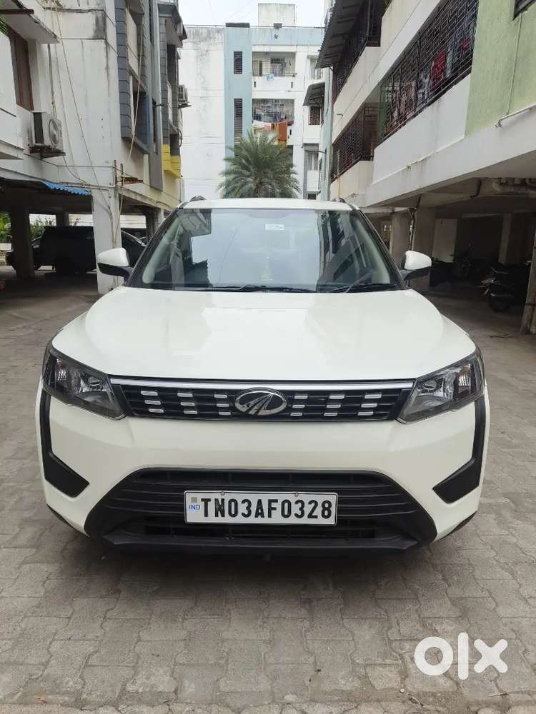 Mahindra Xuv300 2022 Petrol 17800 Km Driven