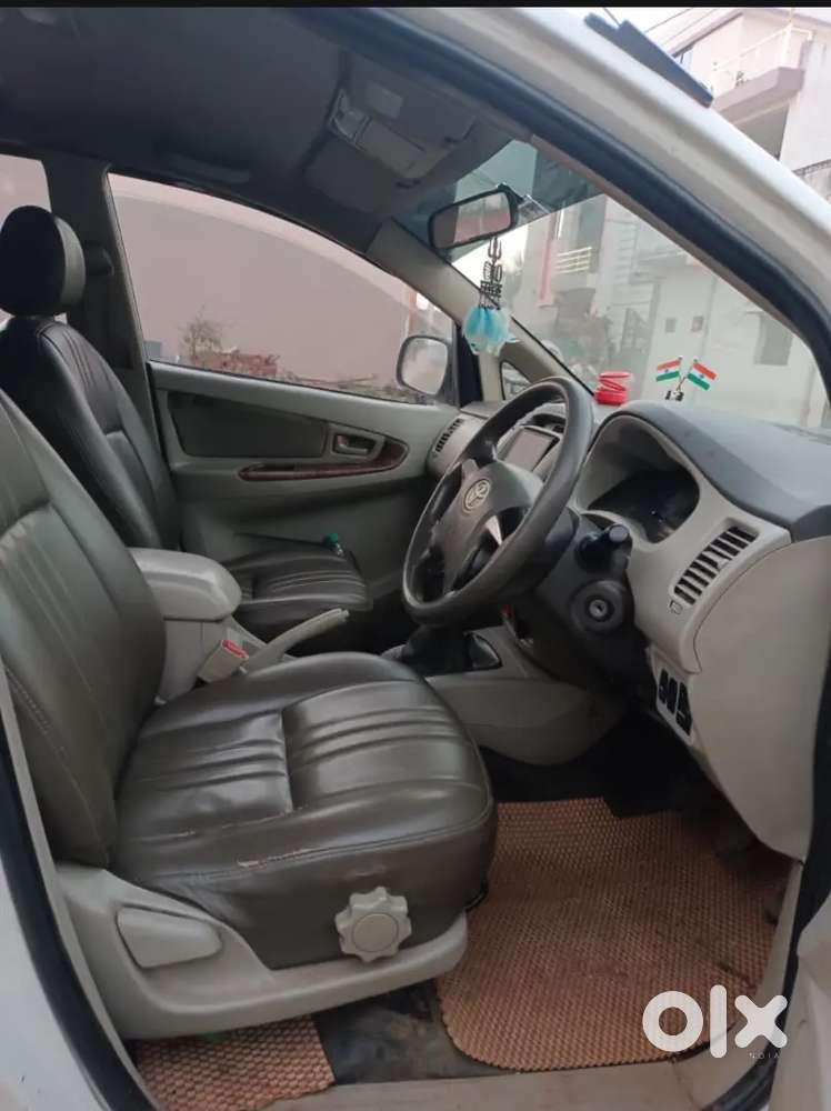 Toyota Innova 2013 Diesel Well Maintained