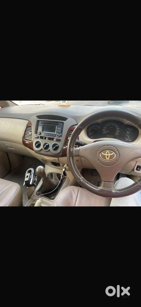 Toyota Innova 2006