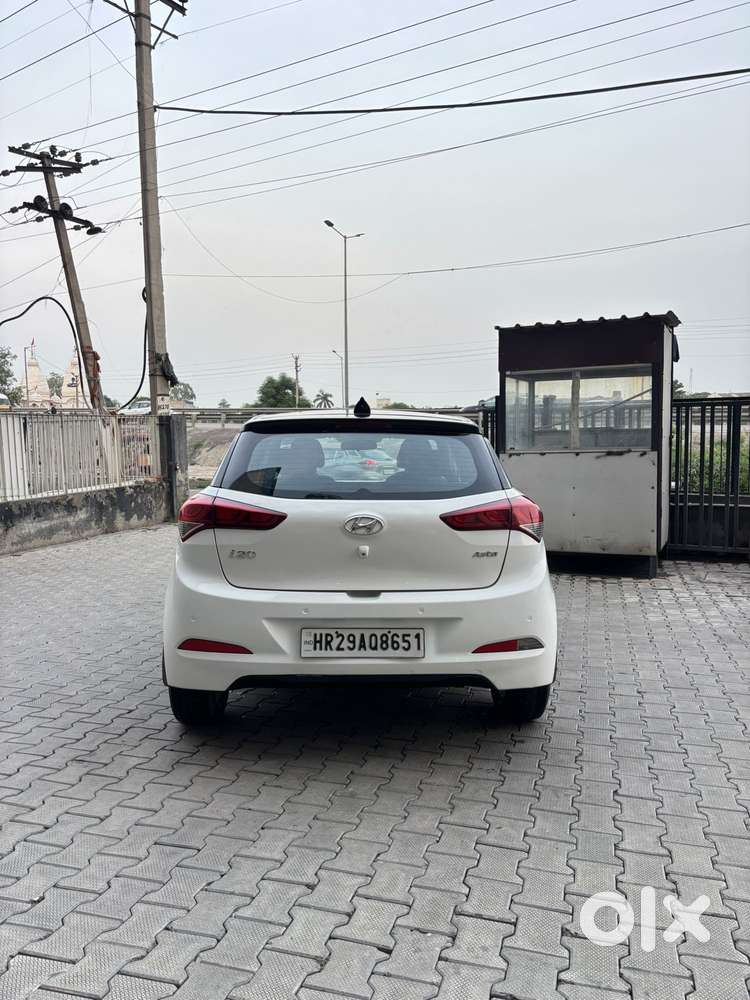 Hyundai I20 Petrol Asta Dual Tone, 2017, Petrol