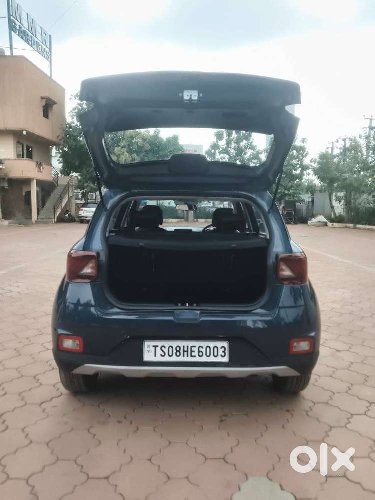 Hyundai Venue S Plus Mt 1.2 Kappa, 2020, Petrol