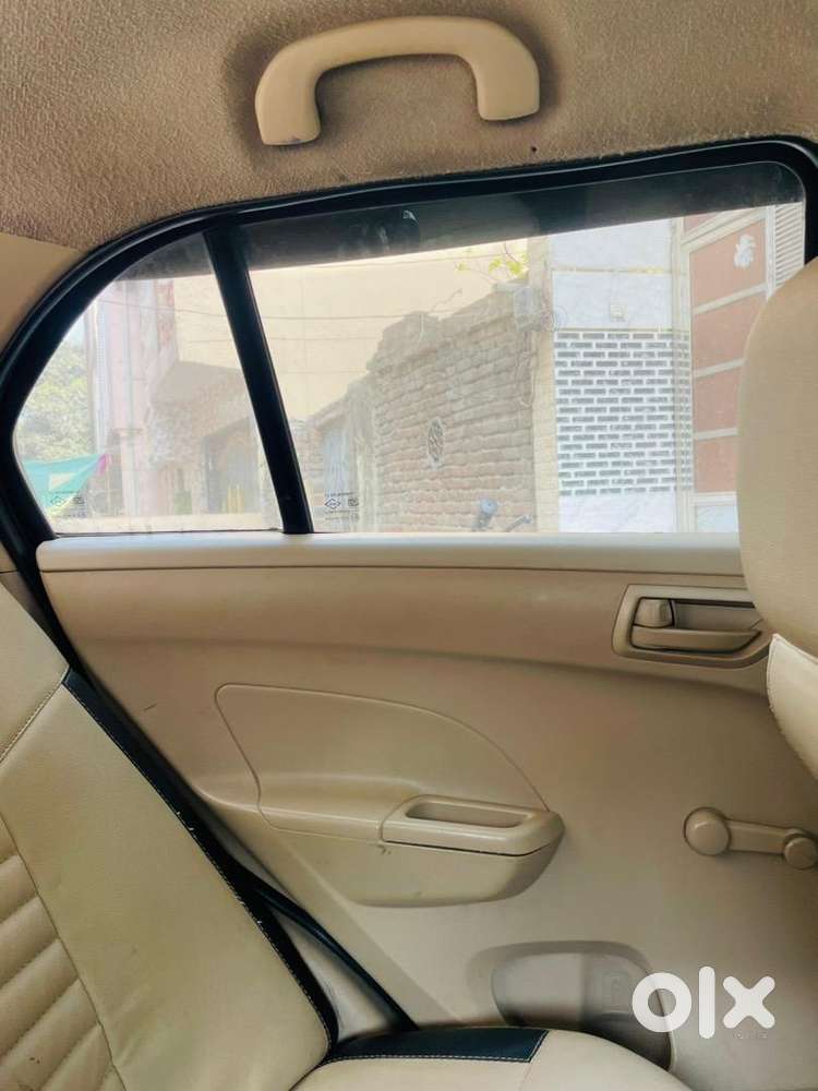 Maruti Suzuki Swift Dzire 2015 Cng & Hybrids 270000 Km Driven